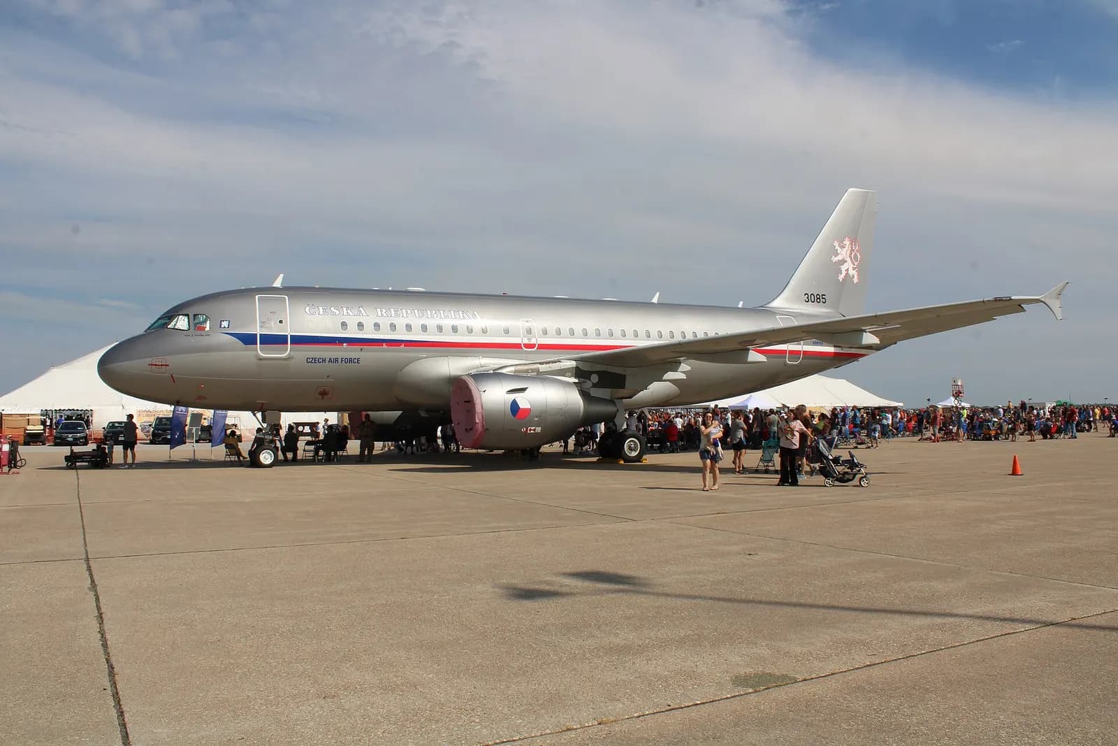 Airbus ACJ319, exterior