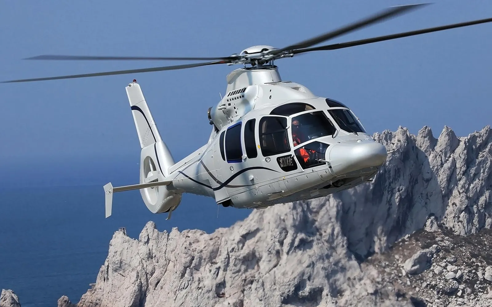 Airbus H155 (EC155), exterior