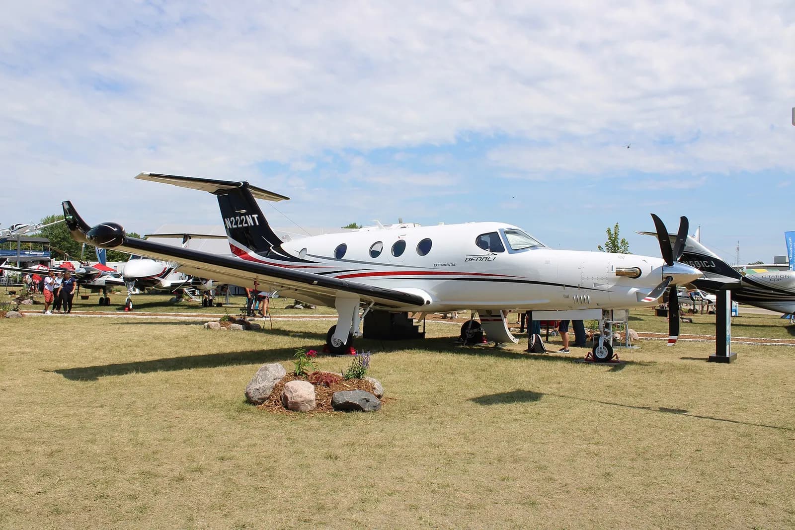 Beechcraft Denali, exterior