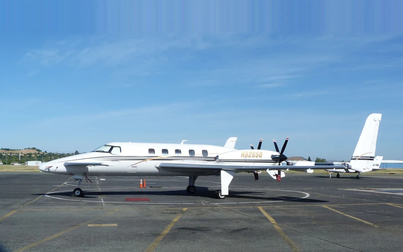 Beechcraft Starship 2000A, exterior