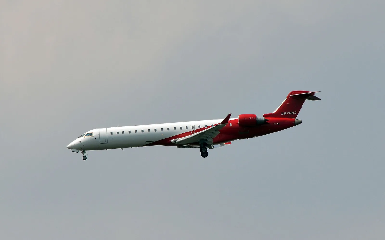 Bombardier Challenger 870, exterior
