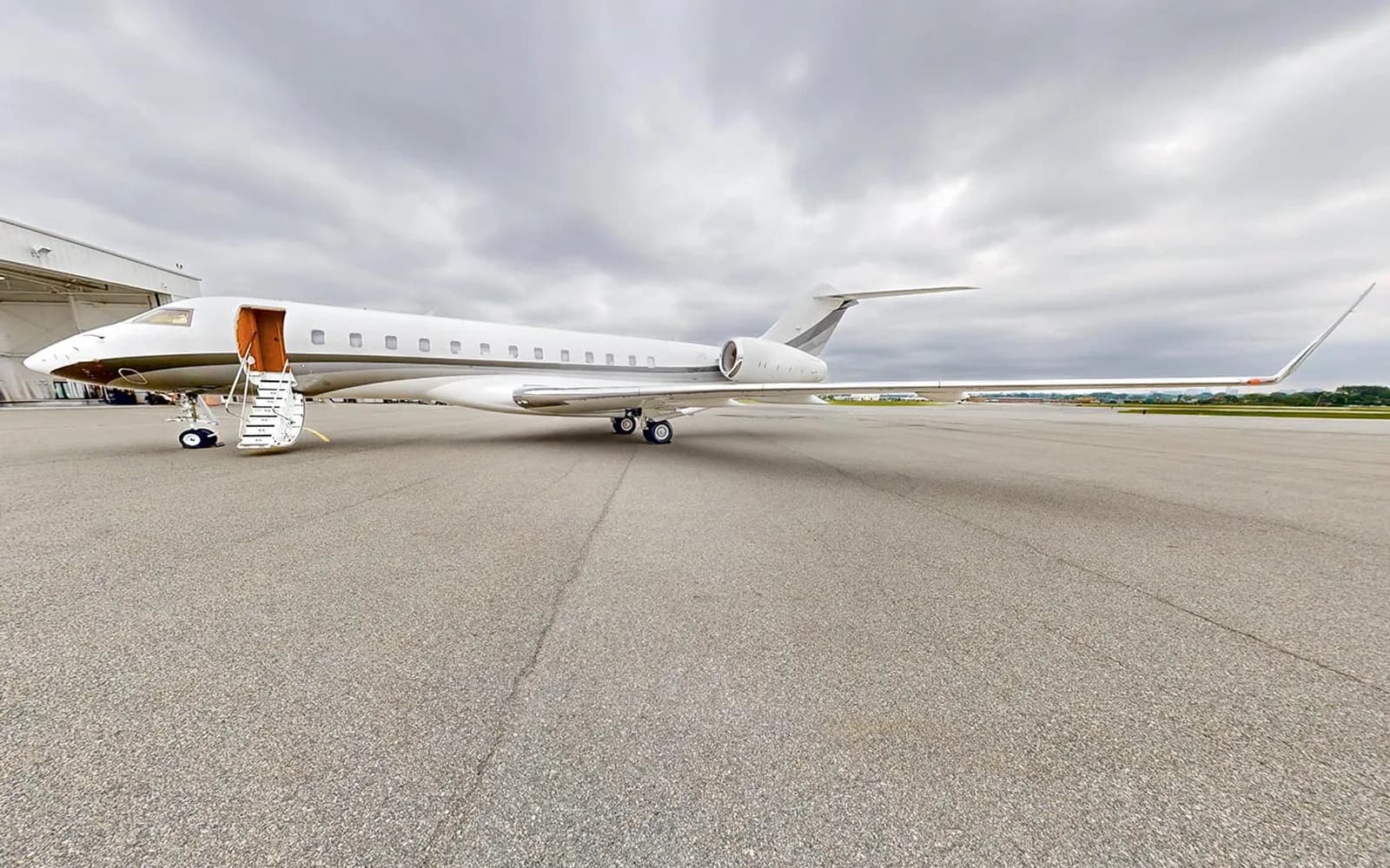 Bombardier Global 6000, exterior