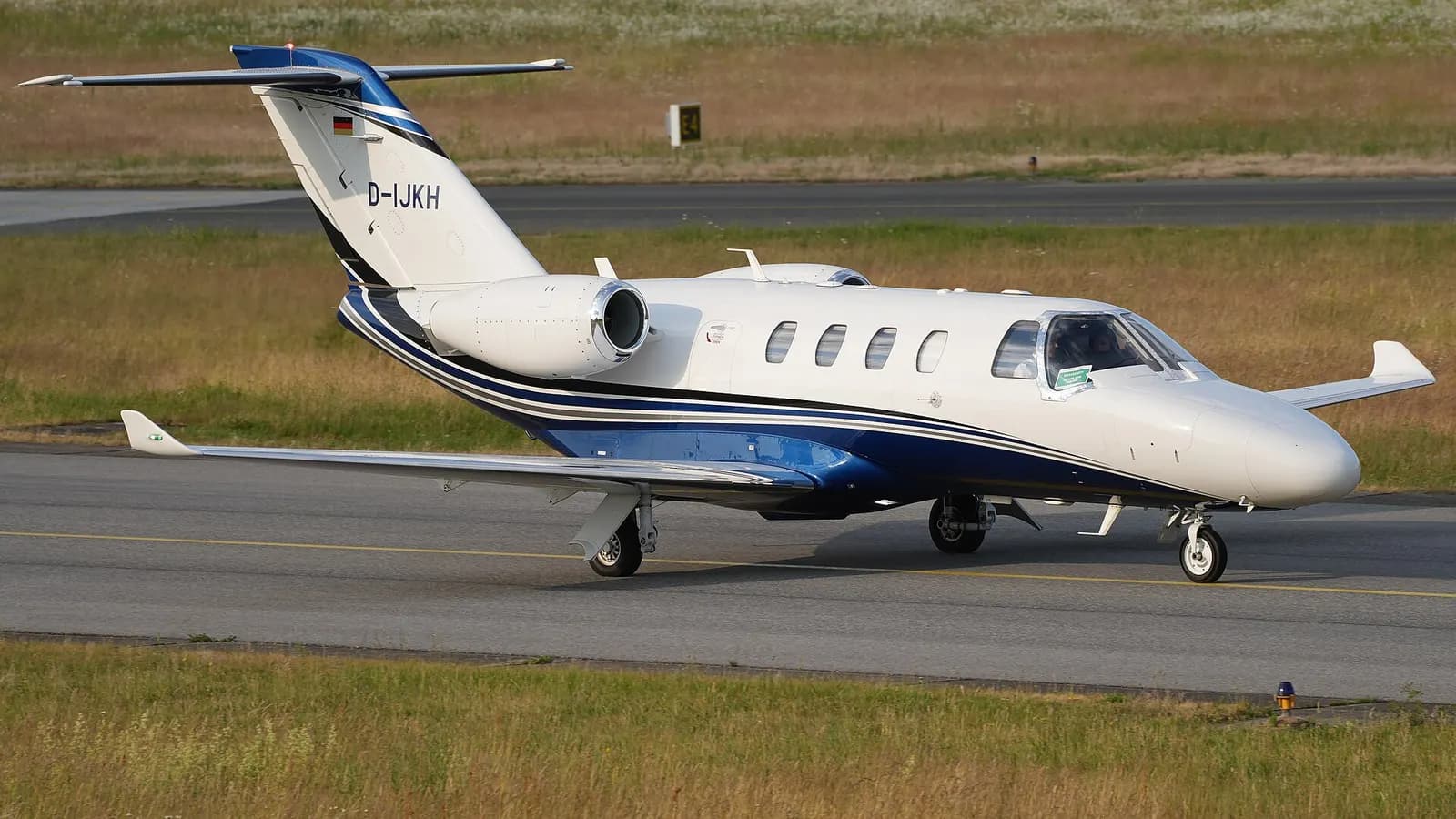 Cessna Citation M2, exterior