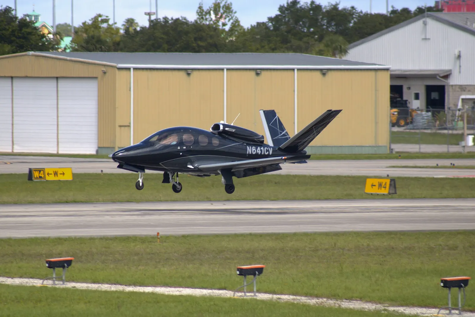 Cirrus Vision Jet G2+, exterior