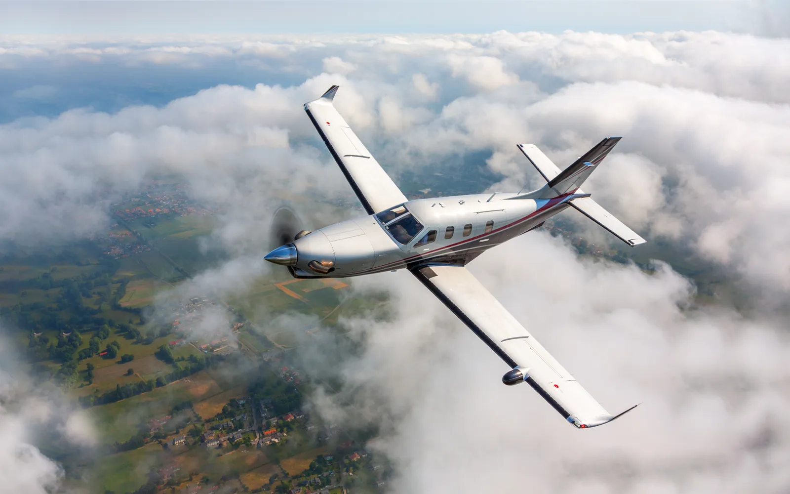 Daher TBM 910, exterior