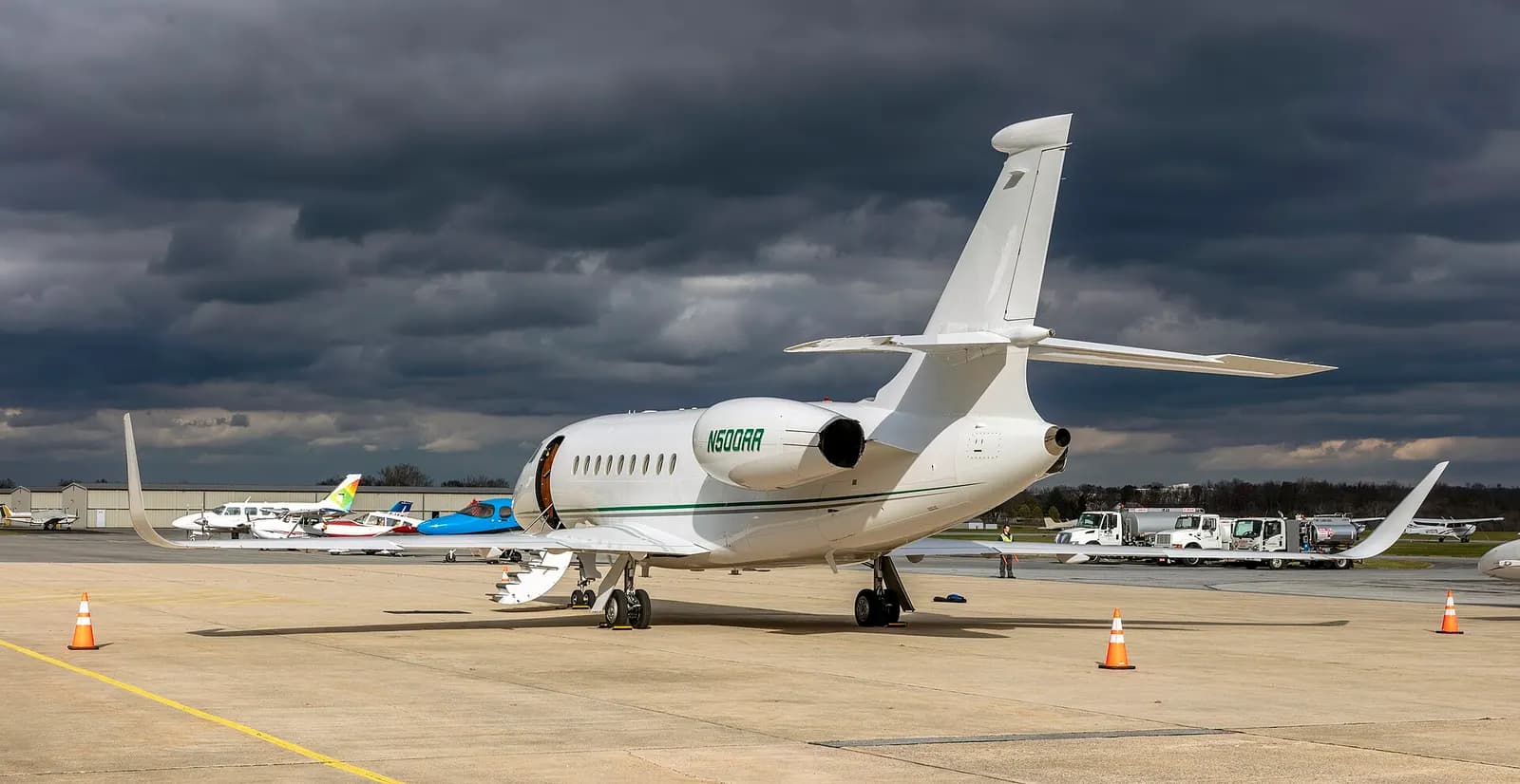 Dassault Falcon 2000EX, exterior
