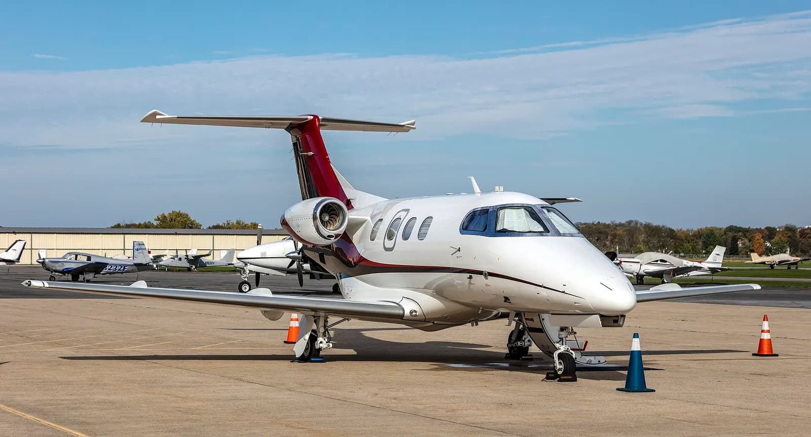 Embraer Phenom 100, exterior