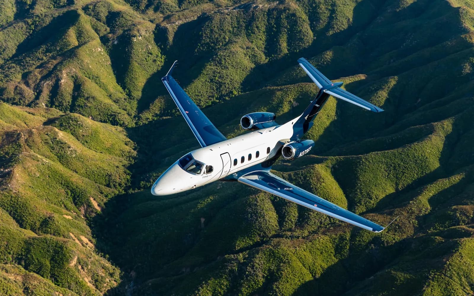 Embraer Phenom 300EV, exterior