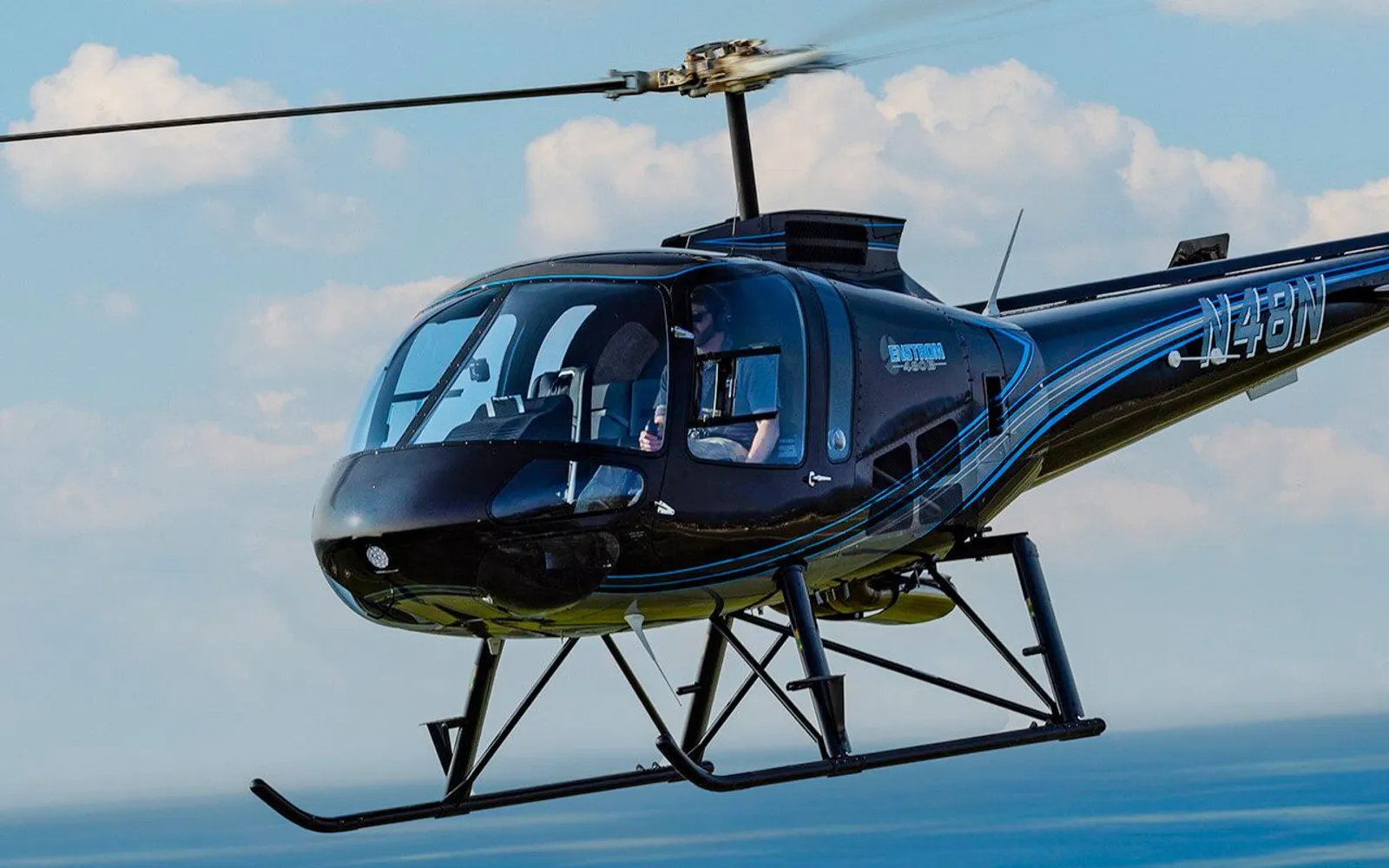Enstrom 480B, exterior