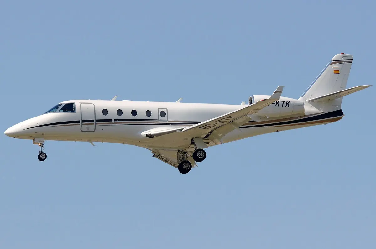 Gulfstream G150, exterior
