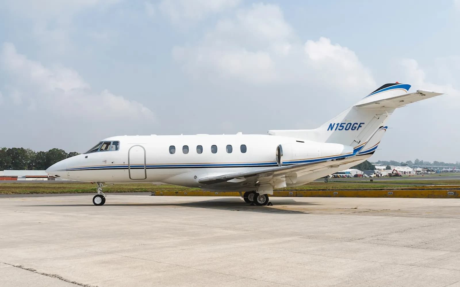 Hawker Hawker 850XP, exterior