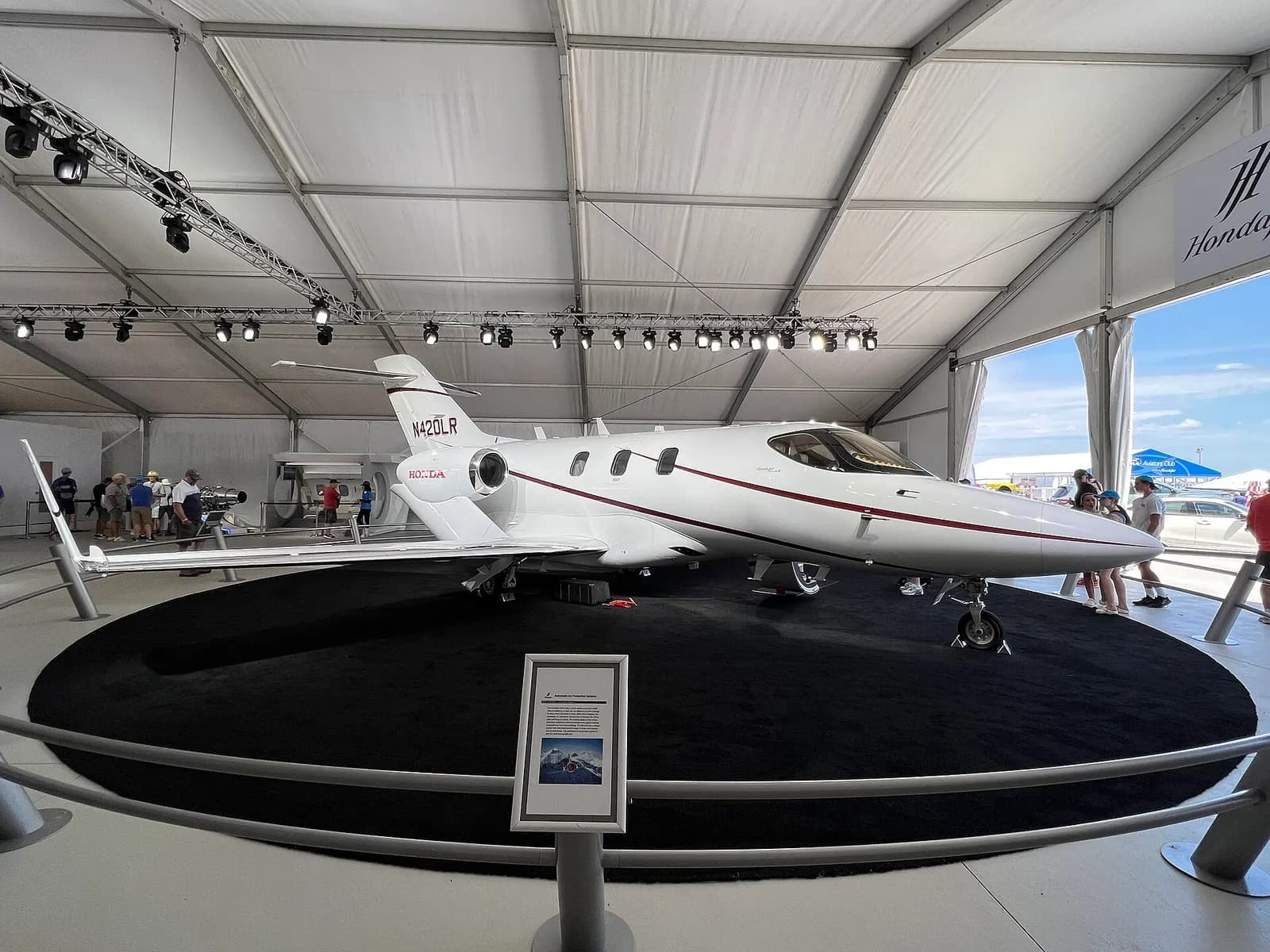 Honda HondaJet Elite II, exterior