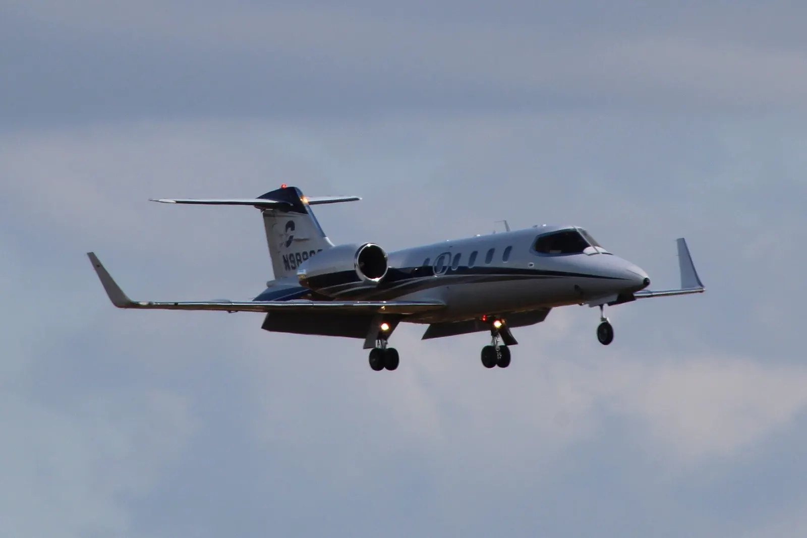 Bombardier Learjet 31A, exterior